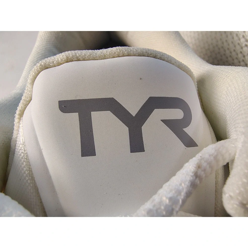 TYR CXT-2 Trainer Womens 8 White Black Mesh Athletic Cross Training Shoes 6.5Men